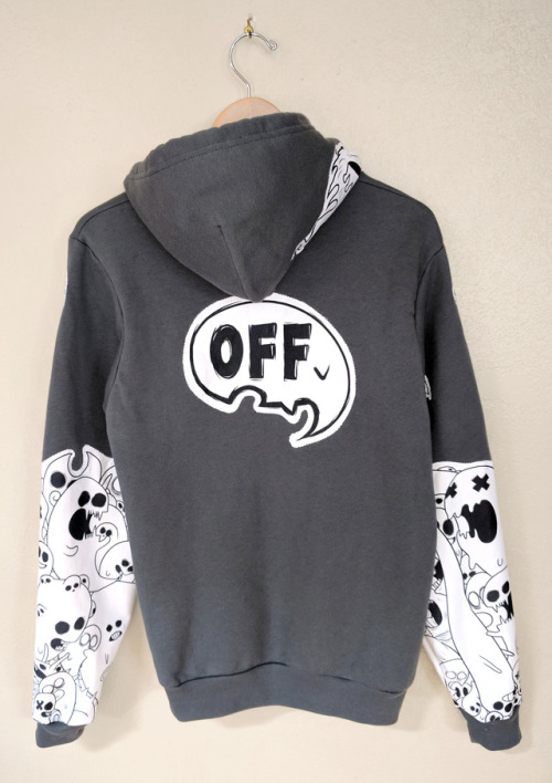 doxolove:doxolove:dokuzo:A small batch of OFF hoodies (ver.2) will be in the shop at midnight PST!al