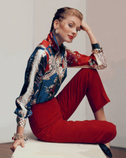 miss-vanilla:Suzy Parker Vogue, December