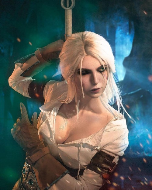 Ciri: @desert.roses.19Photographer: @samueljuarezcom . . . . . . #Цири #Witcher #WildHunt #Fantasy