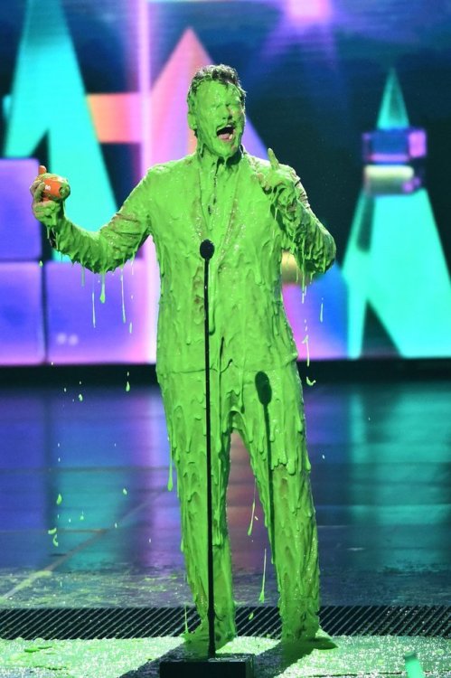 Chris Pratt getting slimed! 