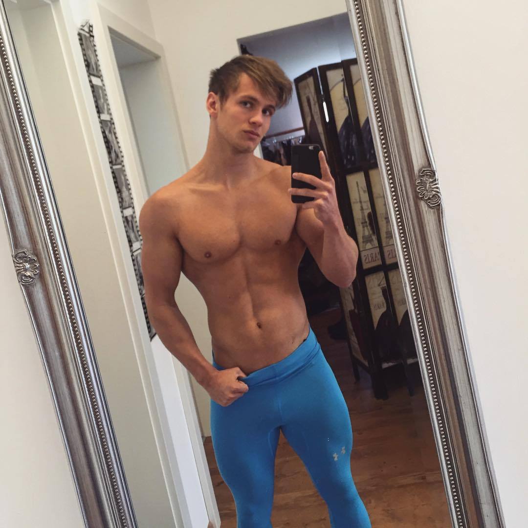 megailuvpantyhose69:  meinlycra:  quando2:  Simon Mathis  Hot  ❤️❤️❤️❤️❤️🌶🌶🌶🌶🌶🌶🌶