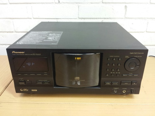 Pioneer PD-F1007 File-Type Compact Disc Player, 2003
