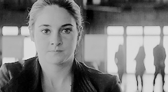 beattriss-deactivated20150406:  &ldquo;I am no longer Tris, the selfless, or