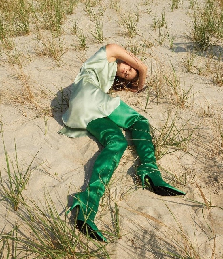 aleworldaddict:  ‘Uninhabited Island’  Eniko Mihalik by Egor Tsodov for Numéro