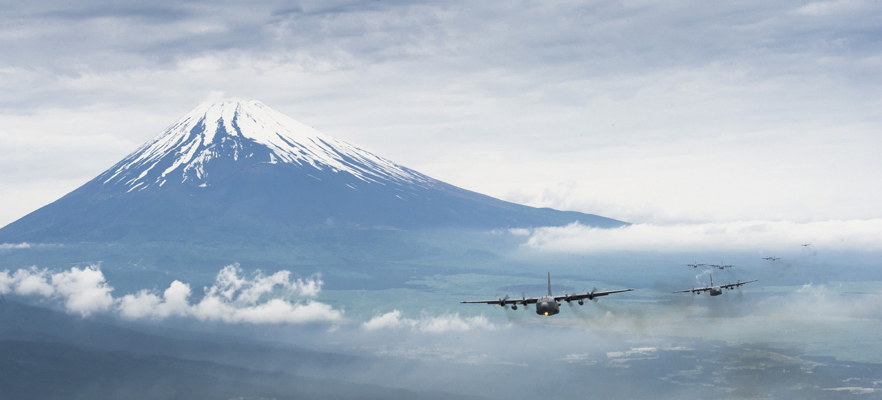 usairforce:  A formation of U.S. Air Force C-130 Hercules cargo aircraft fly in formation