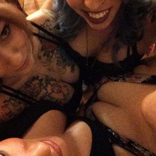 vividvivka:  Tit petals. Boob flower with @kemperfidelis @chloedabbles and Alice.  #suicidegirls