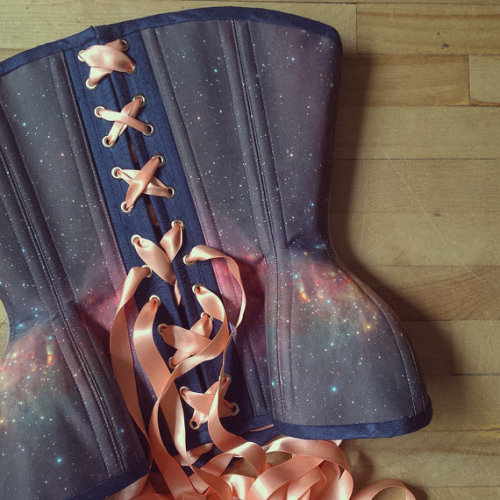 snootyfoxfashion: Galaxy Corsets by RetroFolie