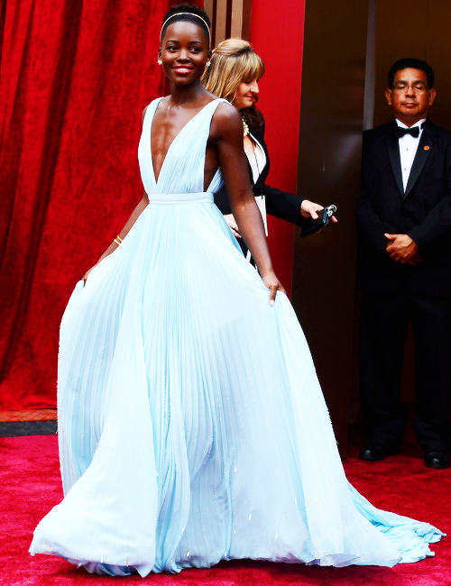 starsrefusetoshine:  On struggling with being darker skinned black, “… And my mother again would say to me, "You can’t eat beauty. It doesn’t feed you.” And these words plagued and bothered me; I didn’t really understand them