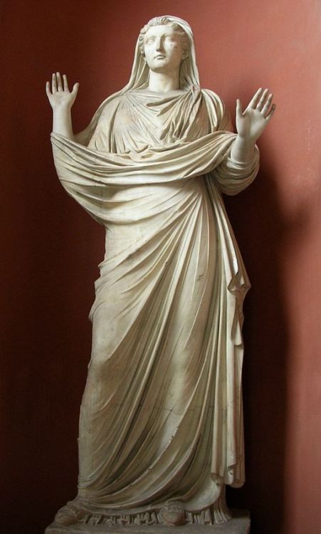 fuckyeahrenaissanceart:Livia, wife of Augustus, mother of Emperor Tiberius, Roman statue (marble), 1