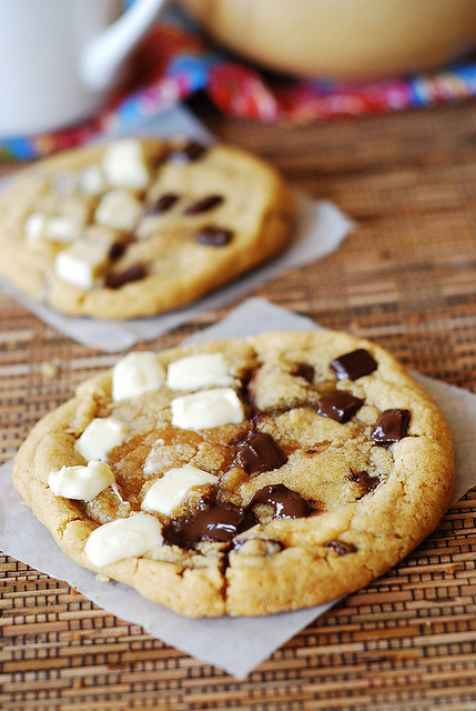 gastrogirl:  chocolate chip and white chocolate chip cookies. 