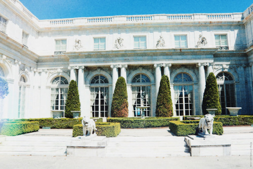 The Rosecliff Mansion In Newport, Rhode Island. New travel blog post is up on LienJae.Com.