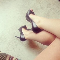 heelgasm:  Simple but sexy.