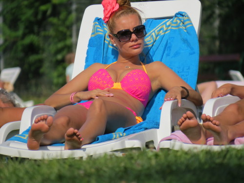 pink bikini