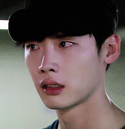 hitoritabi:  uinsummer:  E09  I will never not love Suk with a streak of danger.