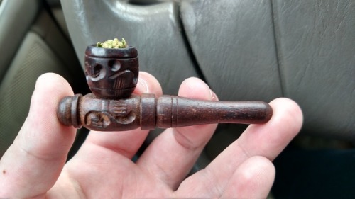 livingshattered: My bff brought this hand carved pipe back from Hawaii for me