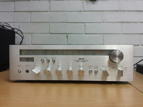 Akai AA-1020 Stereo Receiver, 1976