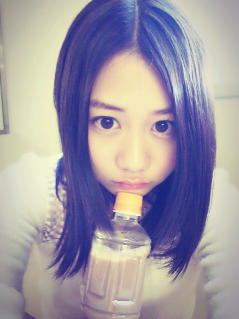 akibeya:  古畑奈和 - Google - おはようございます。 朝からミルクティ…