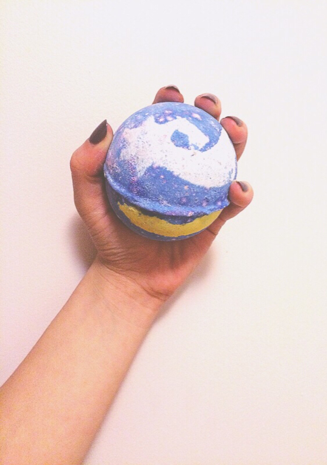 heyhowlter:  shoot for the stars // lush cosmetics 