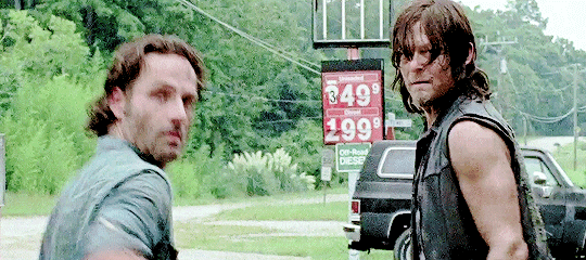 darylsmoonshine-85:  e-matthews:  The Walking Dead Season 6 Episode 10 Teaser   Double