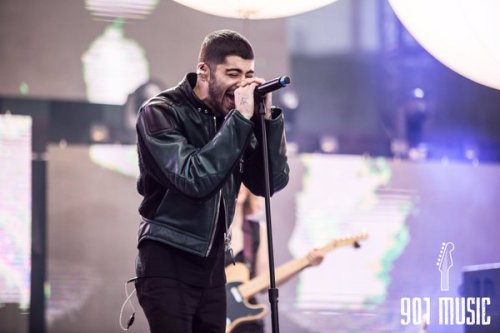 zainsource: Zayn performing at Wango Tango - 5/14