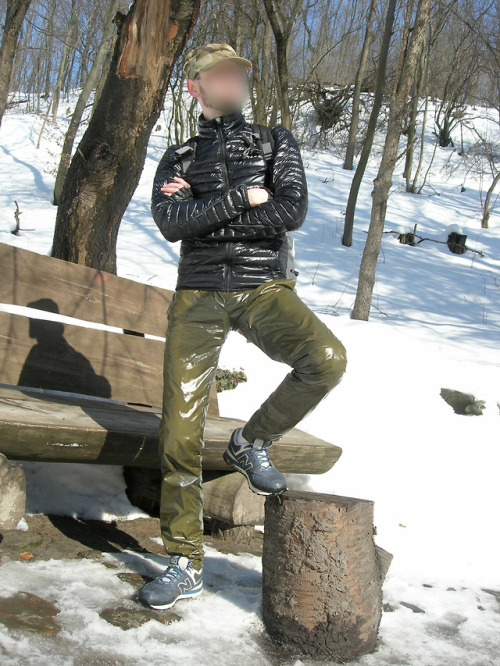 Army Green R@ZZ Pants: extrashiny PVC-coated fabric, durable wear, 100% non-breathable nylon.R@ZZ Ge