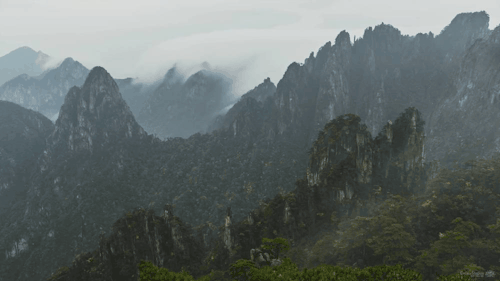yasamdan:Autumn in Yellow Mountain , China