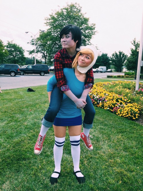 peri-dorito-dot: Marshal Lee and Fionna watching out for creepers at Saikoucon {Fionna: me, Marshal 