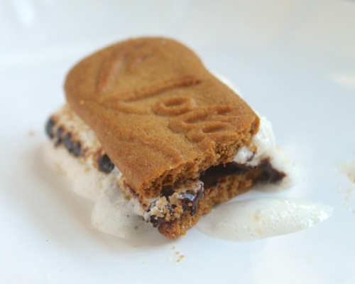 fullcravings:  International S’mores