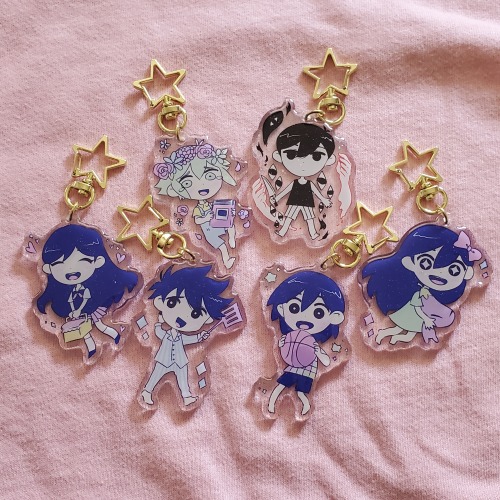 I recently restocked my OMORI charms! Now with glitter epoxy! You can grab yours here!