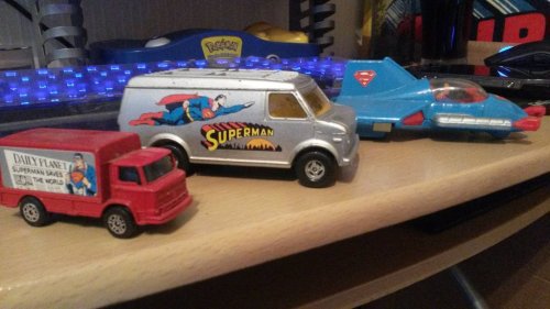 daily-superheroes:  Found these a while back! Thought you’d like to see ‘em.http://daily-superheroes.tumblr.com  Memories of toy trucks especially if they had a  super heroes on the side.