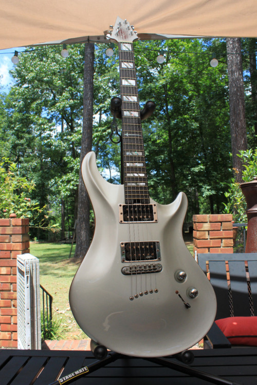 ...........GUITAR:LUST............