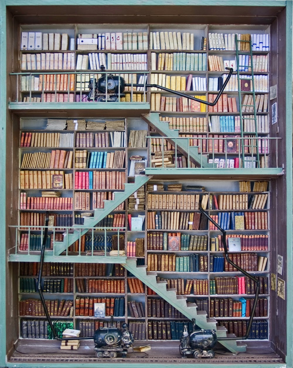 nevver:  Bookshelf Dioramas,  Marc Giai-Miniet