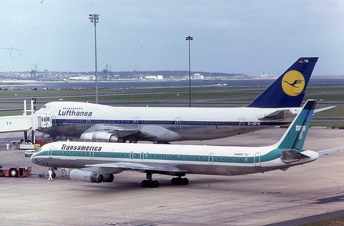 dc-8mechanic - DC-8