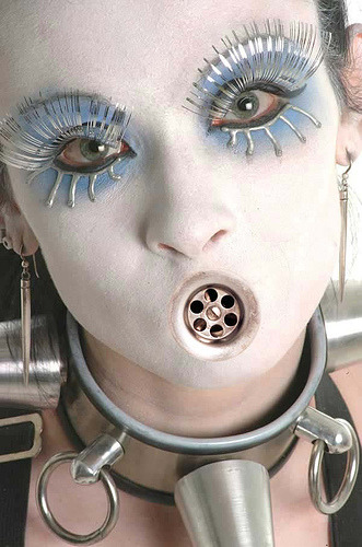 jadeakikotanaka:  Dollification - The changing of a living girl into a doll.  Like