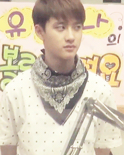 baekaid-o:  D.O’s smirk &amp; smile 