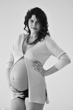 prettypreggiethings:  Anna posing pregnancy by scorplev