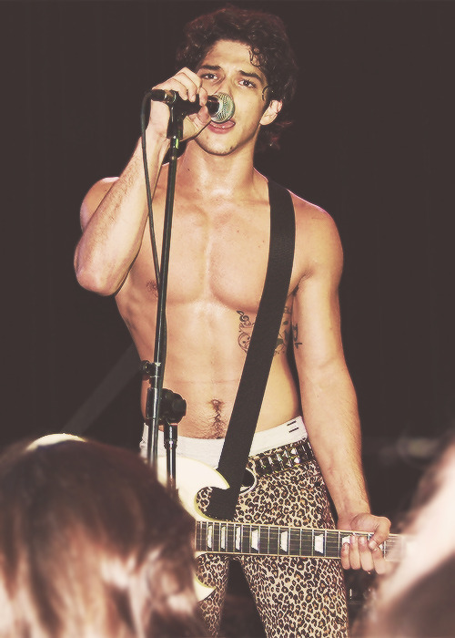 tacoposey:  during dark times let us all remember that tyler posey owns a pair of tight leopard print pants  amen 