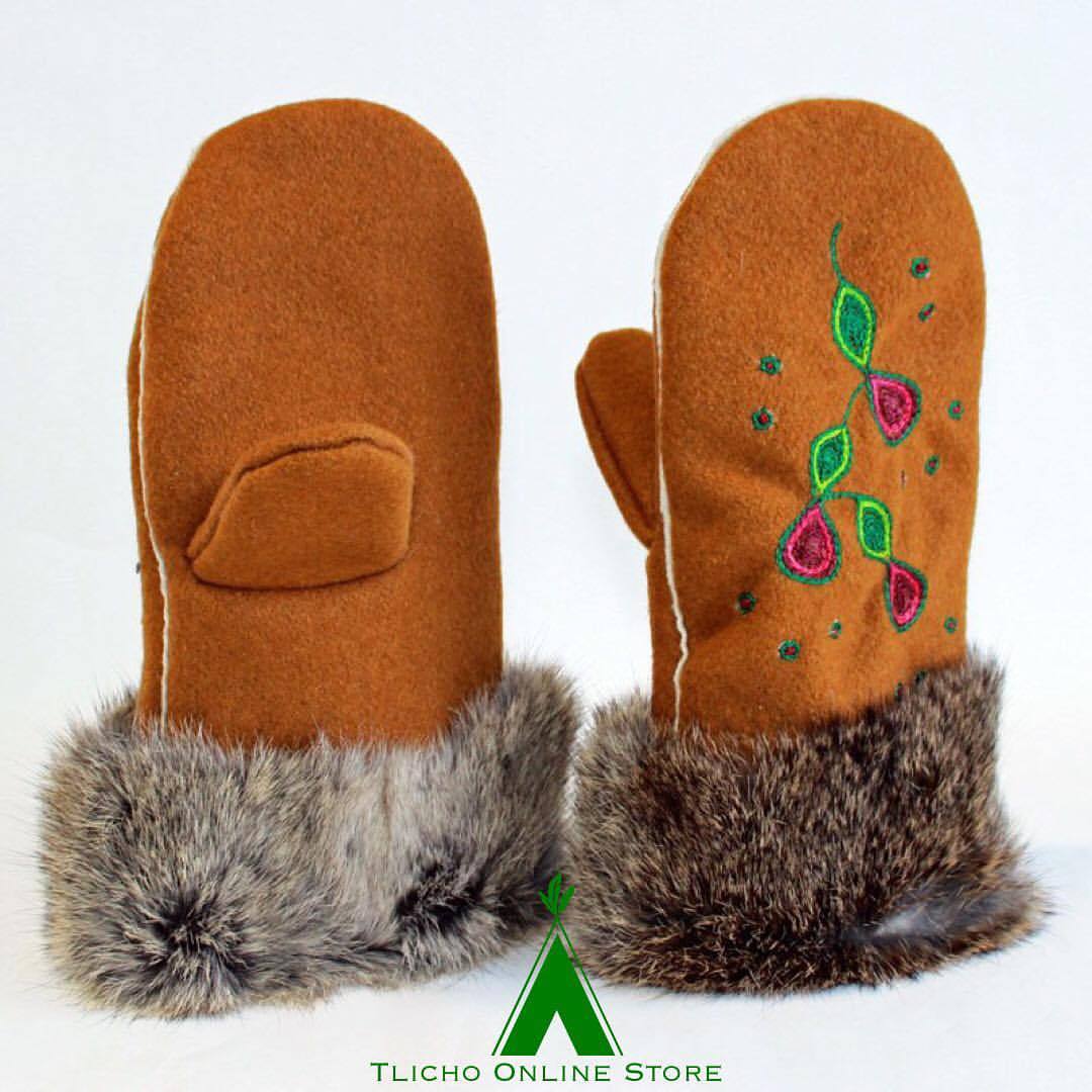 tlichoonlinestore: Stroud Mittens With Rabbit Fur by Joey Bishop of #Whatì on http://onlinestore.tlicho.ca