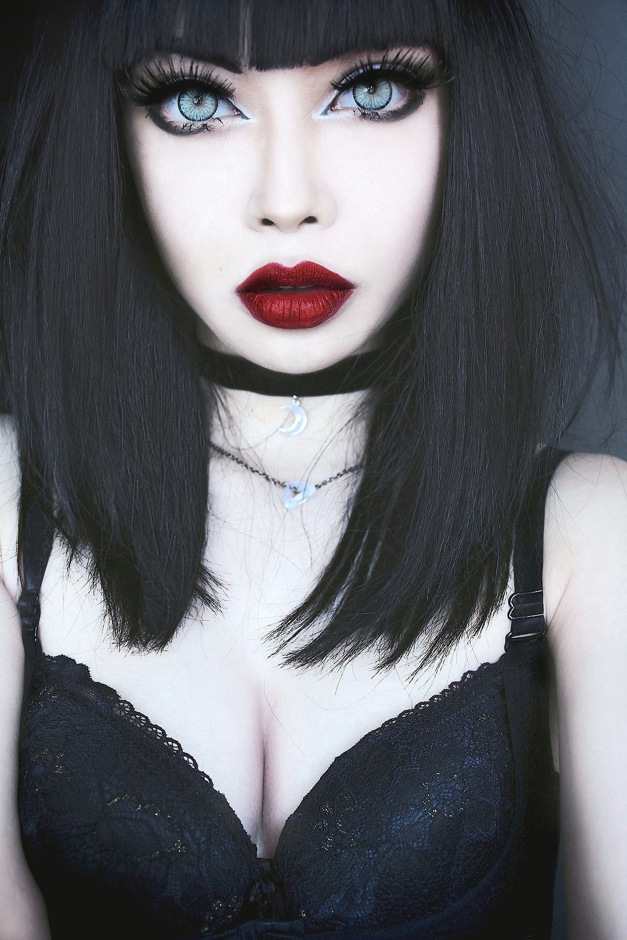 c0ry-c0nvoluted:  This girl’s face is a fucking work of art. Check her out —&gt;