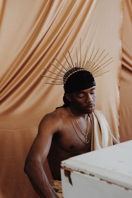 blackfashion:Black is Divine “—made in the image & likeness”photography: @oseije & IG @amber