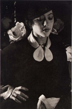classicladiesofcolor: Fredi Washington photographed by Carl Van Vechten in 1933 https://painted-face.com/