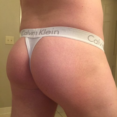 thefirstthingon:  @calvinklein Body Thong porn pictures