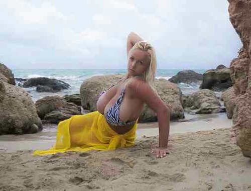 Humongous Breast Lover