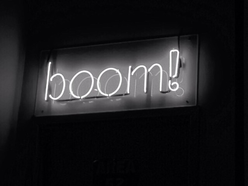 pic White Aesthetic Pictures Neon tags hearts