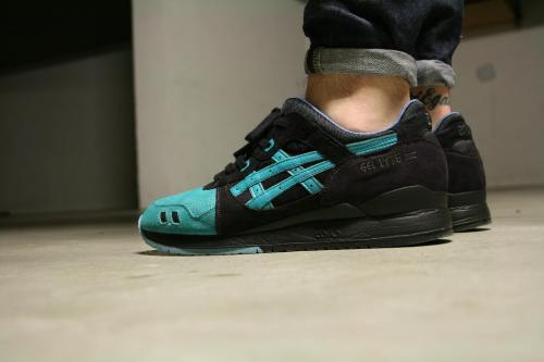 sweetsoles:  Asics Gel Lyte III Custom (by Marius Na)