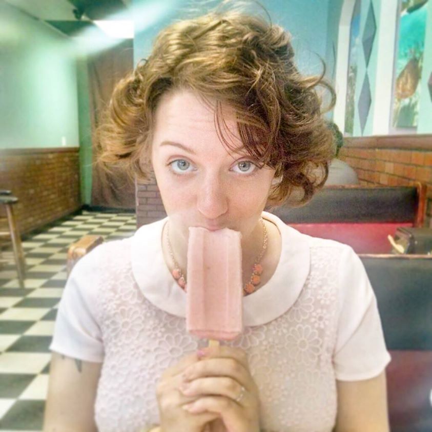 stevita:  imnotfunnyipromise:  I can convince anyone to eat more.  GIRL OMG I NEED