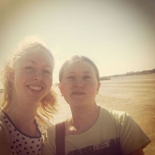 wordslikemusic:  Last catch up before we’re both off to uni! #offtouniversity #studying  #zoology #ICT #friends #jerseyci #walking #goodluck