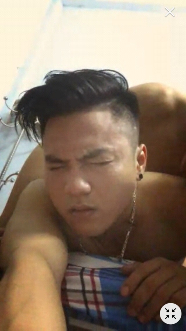 megaaplova:  sexydick981:  sinkunbee:  hotguyszz:  Vietnamese guys anal fucking public