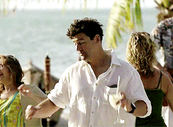 Out of Left Field — judgeisonvinyl: may this gif of kyle chandler...