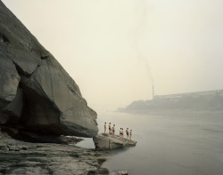 photogmundane:  Nadav Kander 